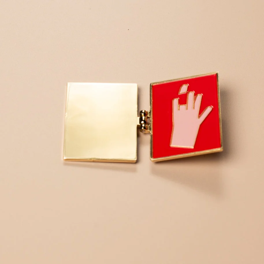 Wes Anderson Three Plays by Margot Tenenbaum Pin Badge - Image 2